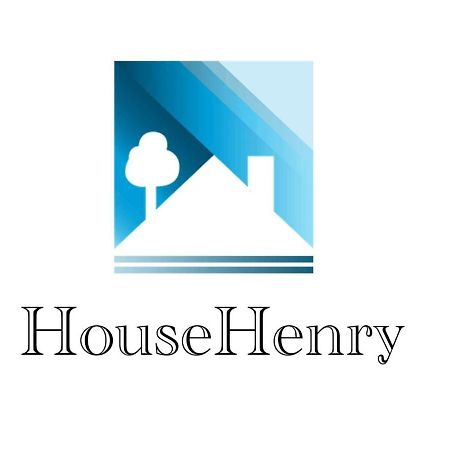Апартаменты House Henry Вадо-Лигуре Экстерьер фото